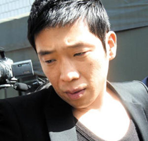 1302593622_BoyG9E.jpg