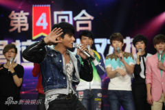U7392P28T3D3647093F234DT20120602060903_small_h.jpg