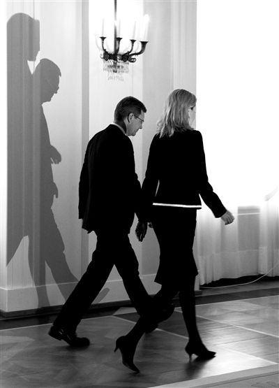 1329502779_JbF3C2.jpg