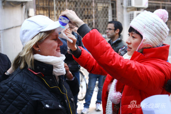 U3593P28DT20121016230903.jpg