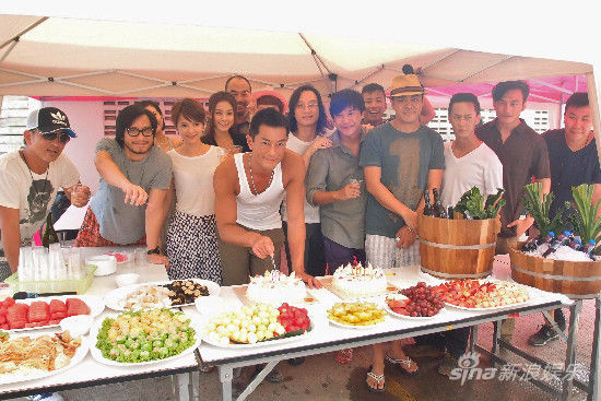 U7392P28DT20121019020355.jpg