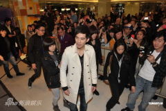 U1513P28T3D3546152F326DT20120205102529_small_h.jpg
