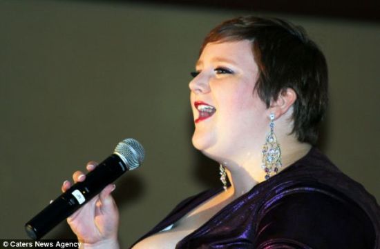 U2398P28DT20121009122732_1.jpg
