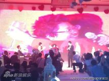 U2398P28T3D3327773F346DT20110607210339_small_h.jpg