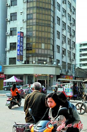 201104080320284742b.jpg