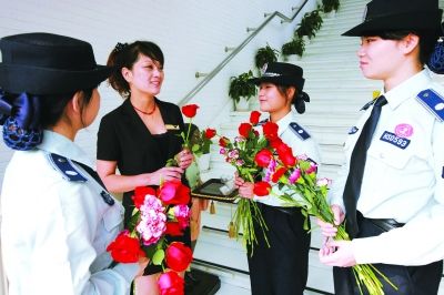 2012100701460300ae9.jpg