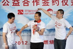 U4175P28T3D3621644F326DT20120503223230_small_h.JPG