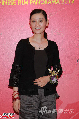 U7392P28DT20121020034630.jpg