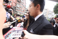 U996P28T3D3301407F346DT20110507141558_small_h.jpg