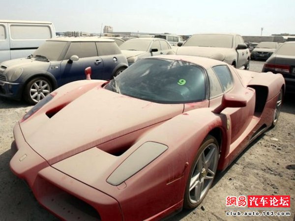 907KIR262HTJ0008.jpg