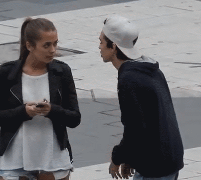 aef5940djw1f21icgxi8kg20b70a0e81.gif