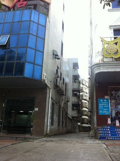 201209131719448e4b8.jpg