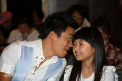 U2190P28T3D3326403F346DT20110605212354_small_h.JPG