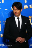 U2190P28T3D3242803F346DT20110301204900_small_h.jpg