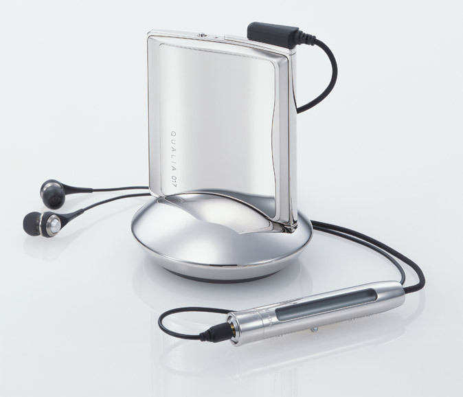 sony_qualia_017.jpg