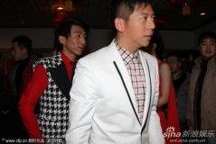 U5913P28T3D3540694F326DT20120122224009_small_h.jpg