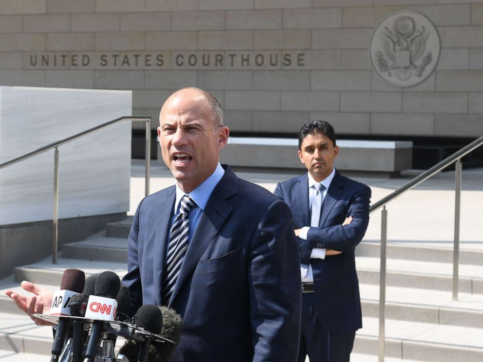 avenatti-1-gty-er-180810_hpEmbed_2_4x3_992.jpg