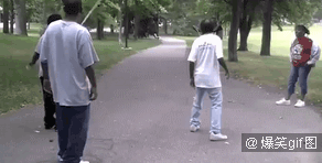 79a00895jw1ez7r04np8ug20840447wh.gif