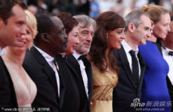 U4993P28T3D3314793F346DT20110523030030_small_h.jpg
