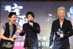 U996P28T3D3662723F234DT20120619172837_small_h.JPG