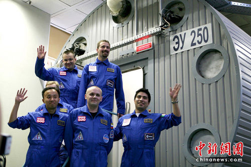 20100604054313cf194.jpg