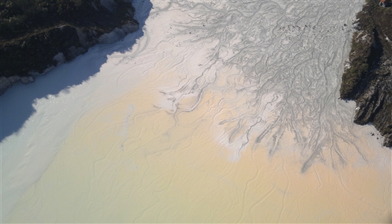 S01403896.jpg