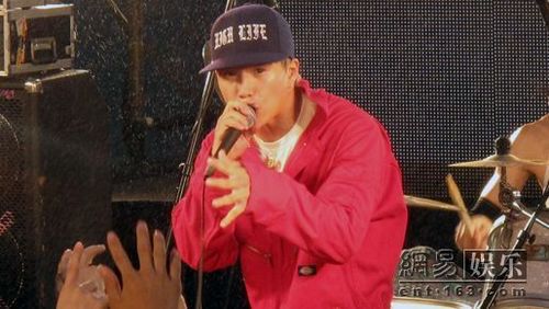 20100521081633e5d2d.jpg