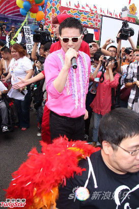 U3593P28DT20121028183113.jpg