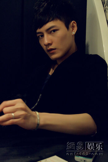 2010051917294673bdb.jpg