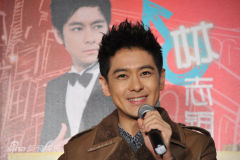 U5199P28T3D3530352F326DT20120111003336_small_h.jpg