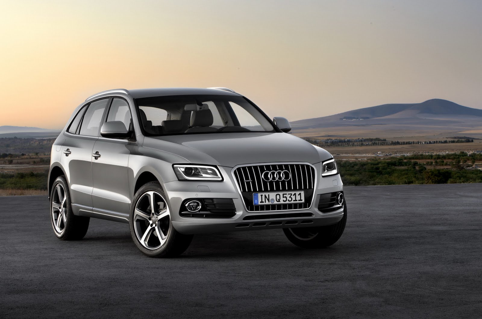 2013+Audi+Q5+1.jpg