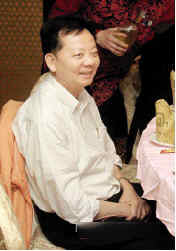 1272316778_KJHJez.jpg