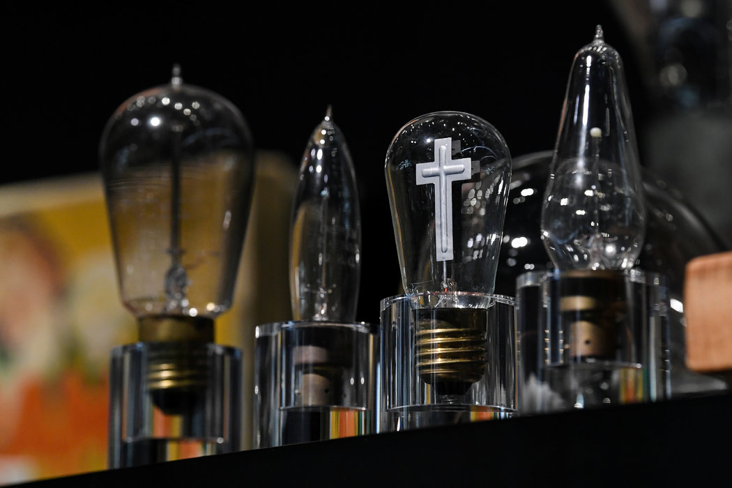 照明设备商欧司朗和其他德国企业正在重新思考它们的供应链。 照明设备商欧司朗和其他德国企业正在重新思考它们的供应链。